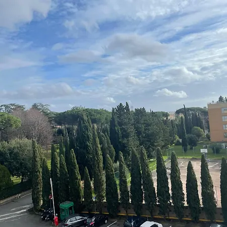 アパート Monky's House ローマ